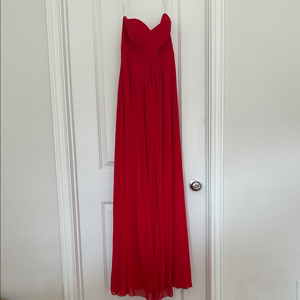 Chic Strapless Red Gown